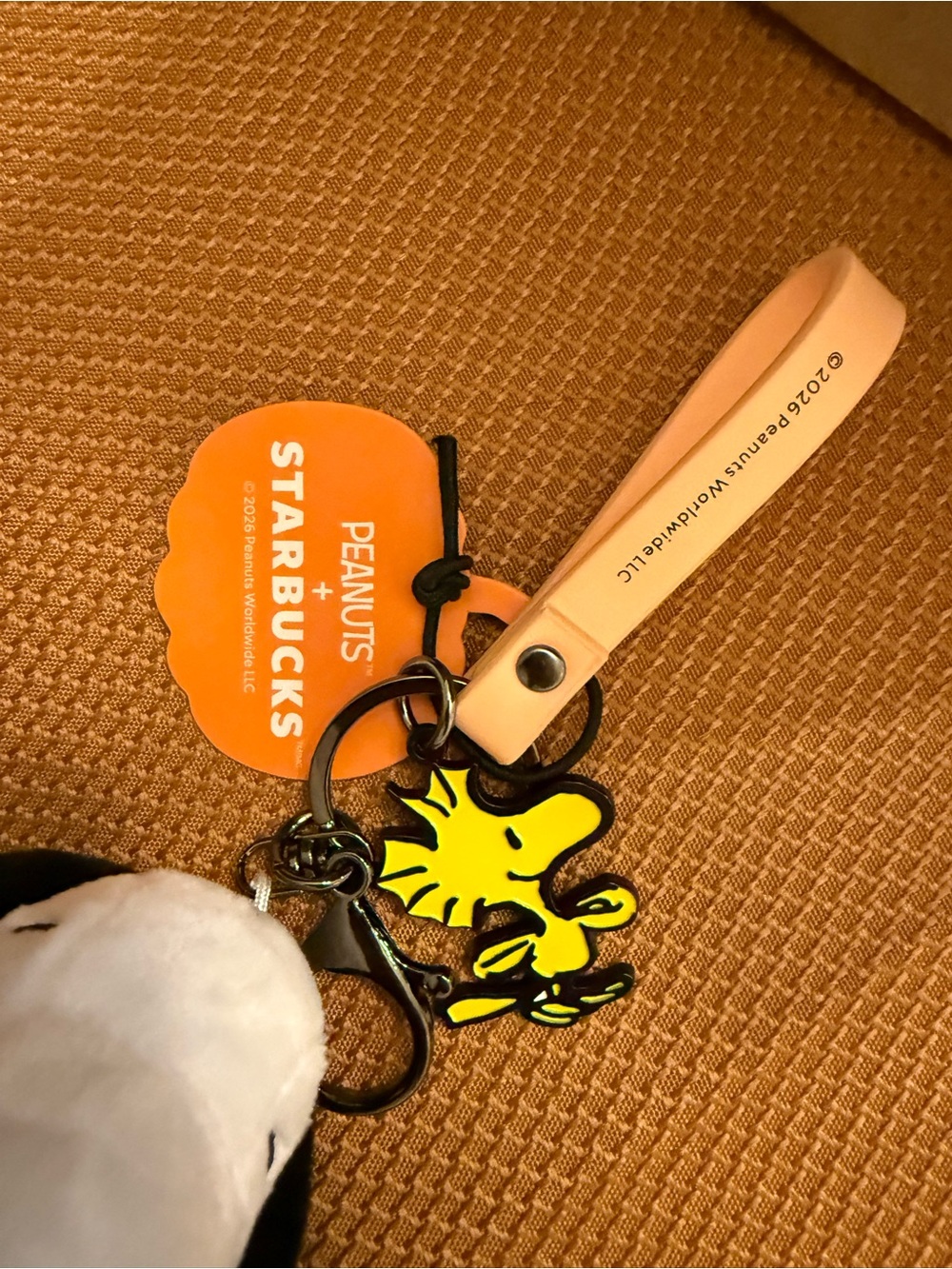 Starbucks x Peanuts Snoopy Plush Keychain in Orange and White NWT! - Picture 3 of 5